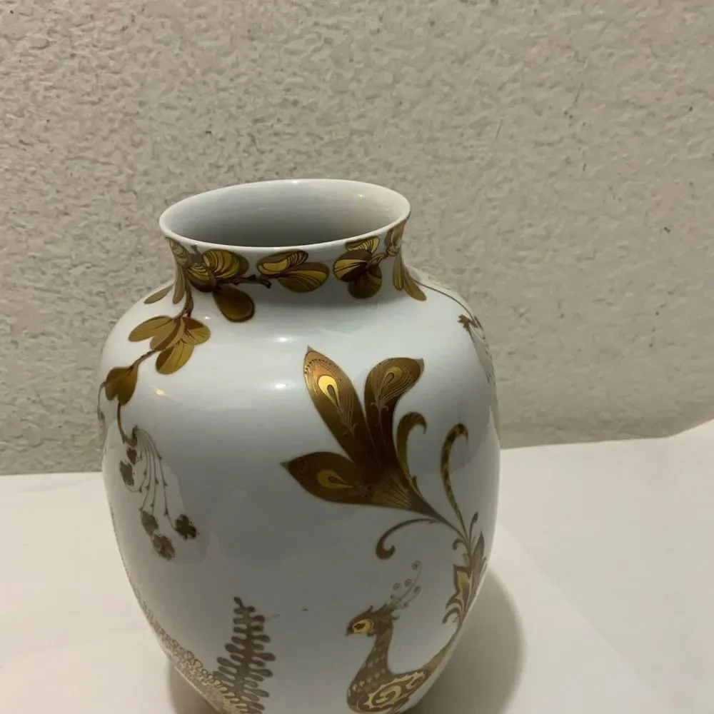 AK Kaiser White Gold Porcelain Serenade Vase from Ak Emperor, W. Germany, 1970s